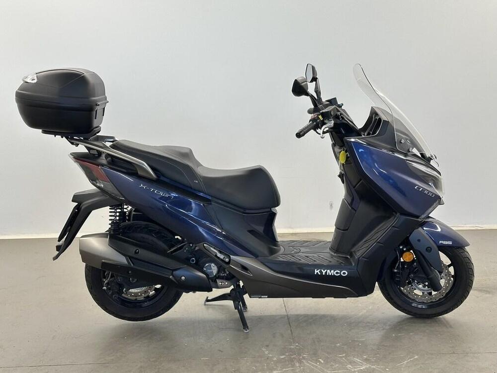 Kymco X-Town 300i City (2020) (3)