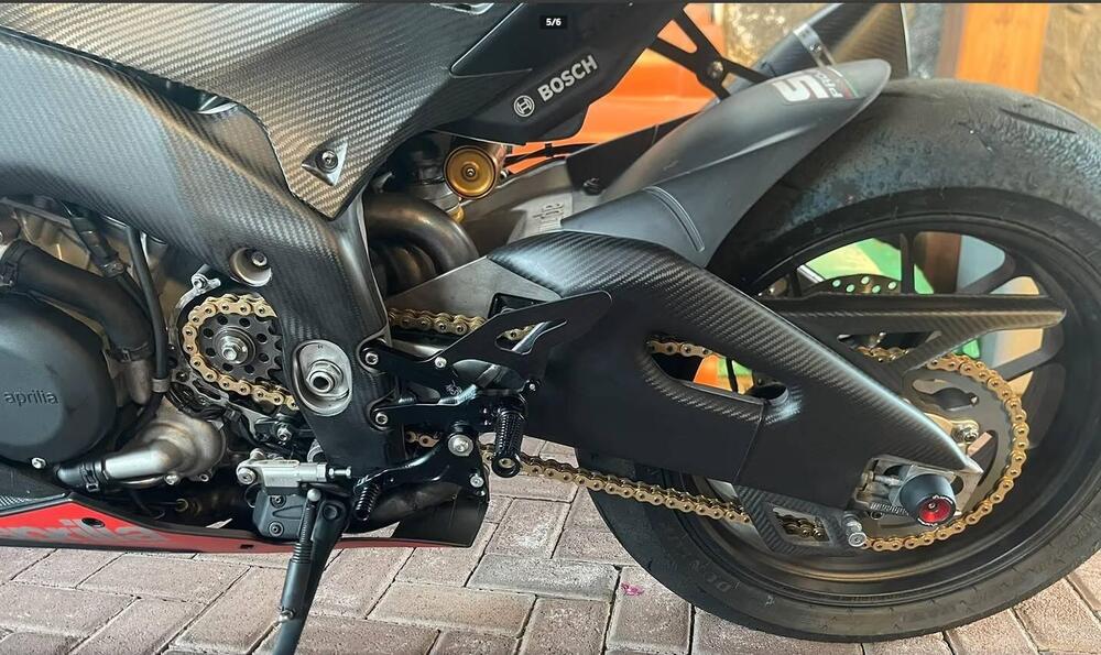 Aprilia RSV4 1100 Factory (2020) (5)