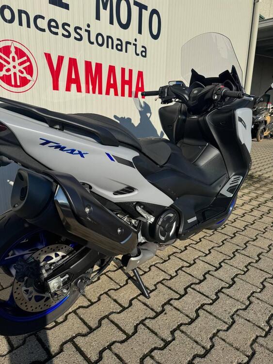 Yamaha T-Max 560 (2020 - 21) (4)