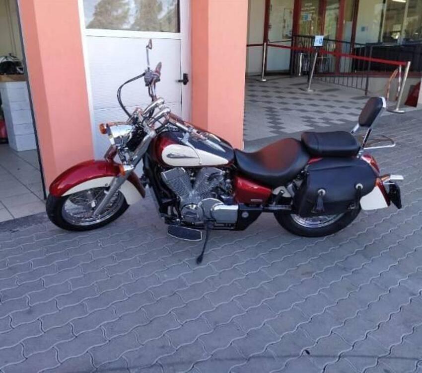 Honda VT 750 Shadow Spirit (3)