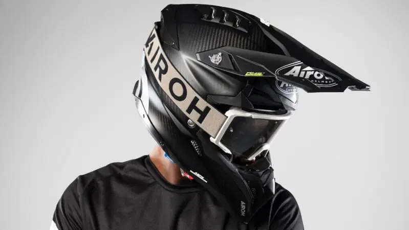 Un casco come nuovo? Ci pensa Airoh!