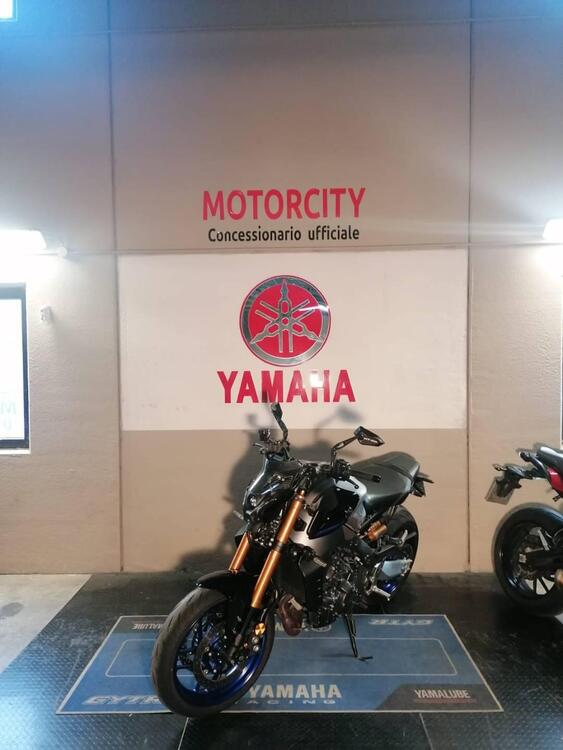 Yamaha MT-09 SP (2021 - 23) (3)