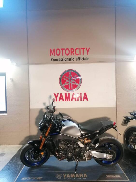 Yamaha MT-09 SP (2021 - 23) (4)