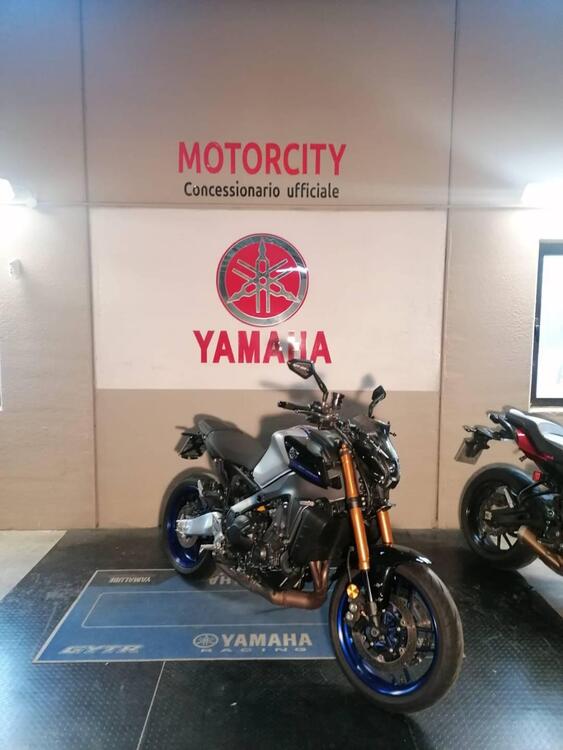 Yamaha MT-09 SP (2021 - 23) (2)