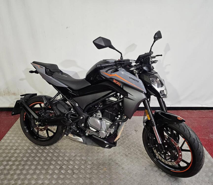 CFMOTO 300NK (2021 - 25)