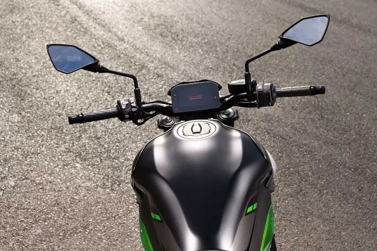Kawasaki Z900 (23)