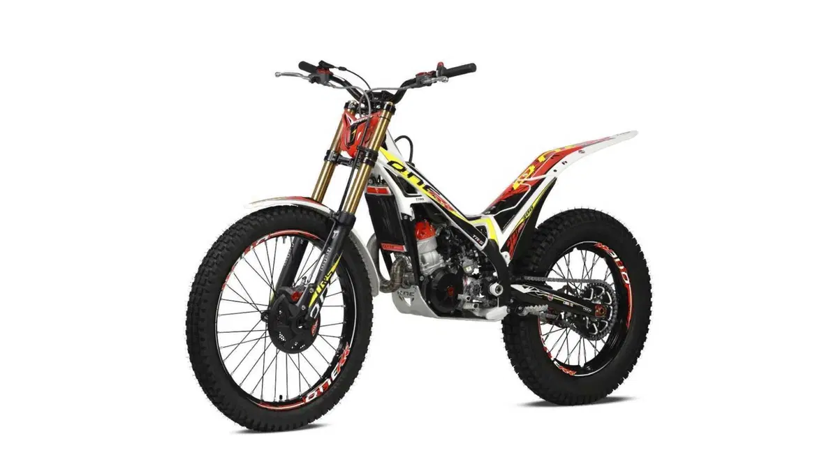 TRS Motorcycles One 125 One 125 RR (2025) (6)