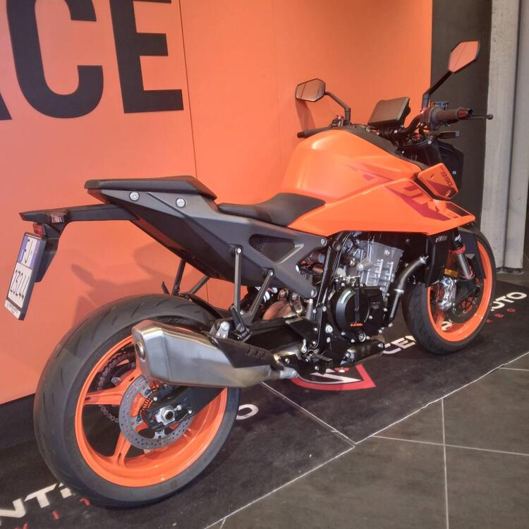 KTM 990 Duke (2024 - 25) (5)