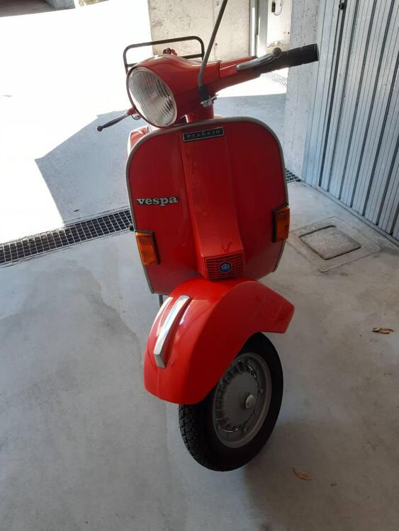 Piaggio Vespa p200e