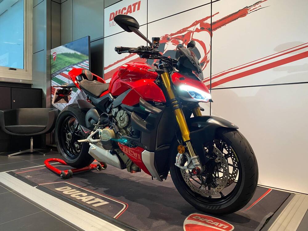 Ducati Streetfighter V4 1100 S (2021 - 22) (2)