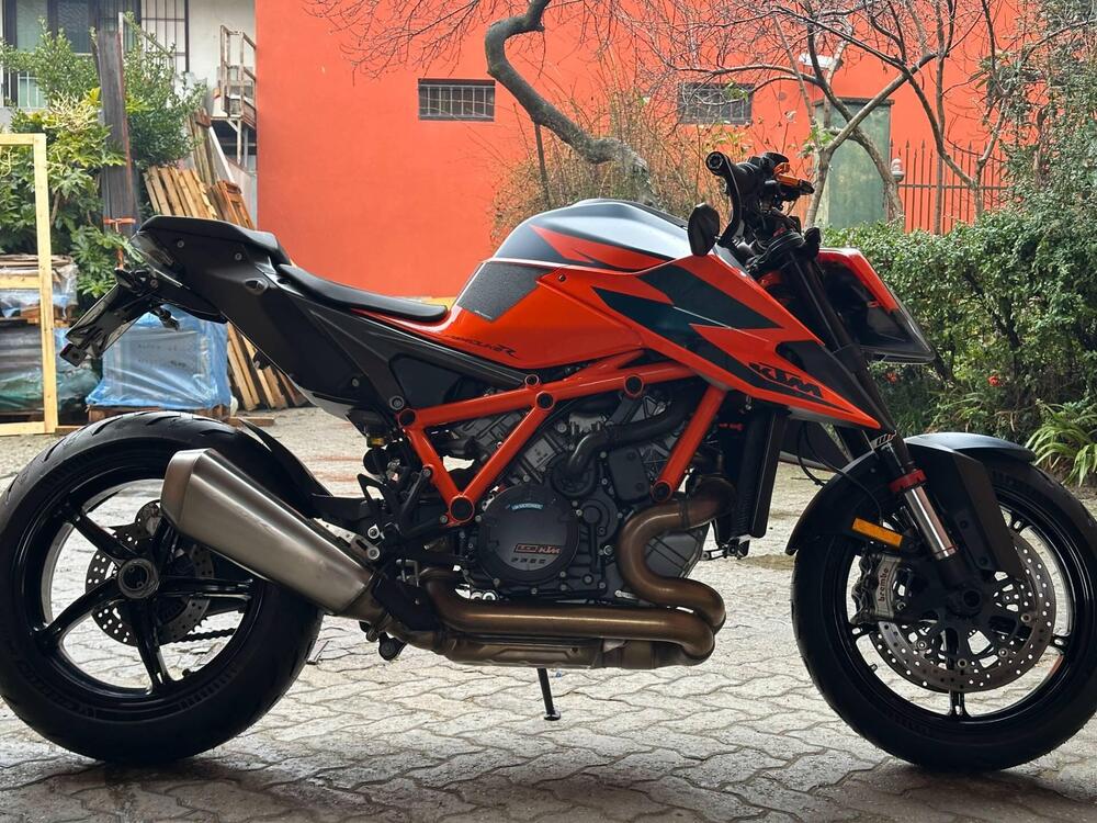 KTM 1290 Super Duke R (2020)