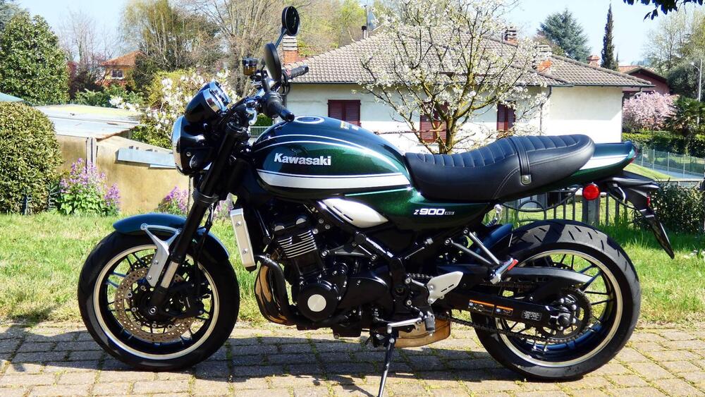 Kawasaki Z 900 RS (2022 - 25) (2)