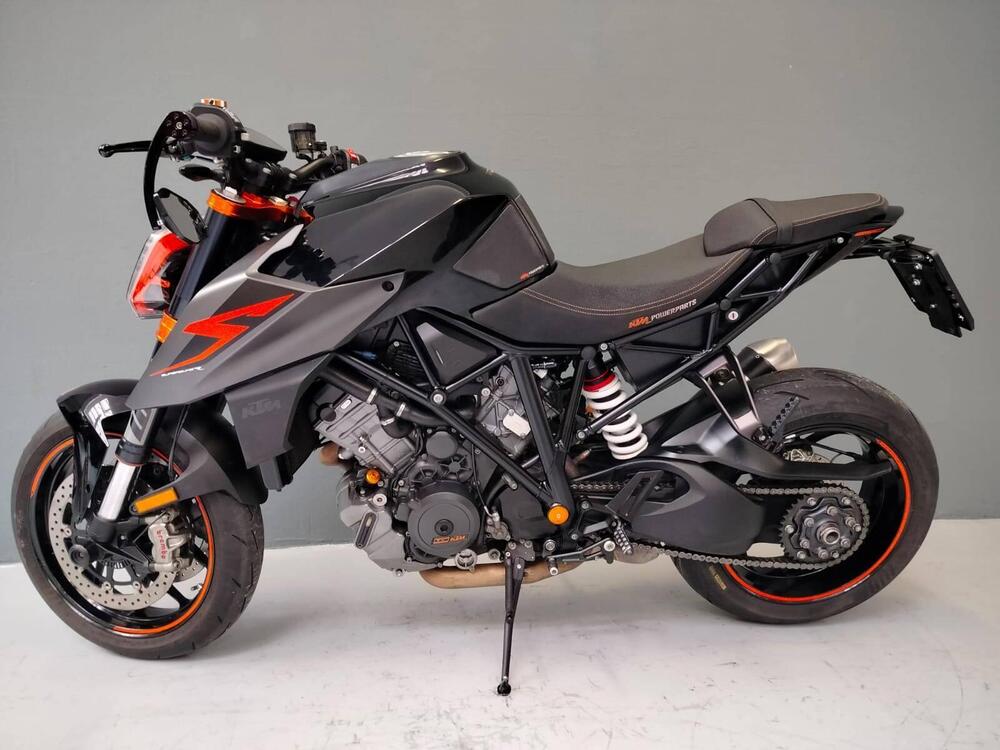 KTM 1290 Super Duke R ABS (2017 - 18) (2)