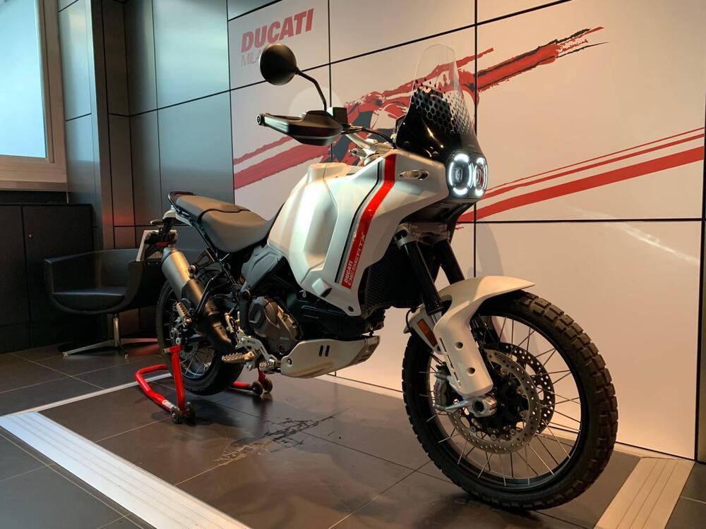 Ducati DesertX (2022 - 25) (2)