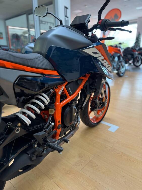 KTM 390 Duke (2024 - 25) (4)