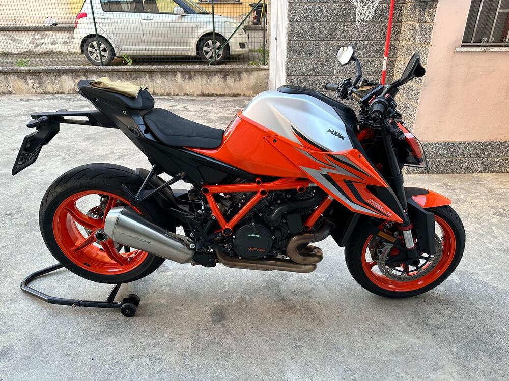 KTM 1290 Super Duke R (2022 - 23) (5)