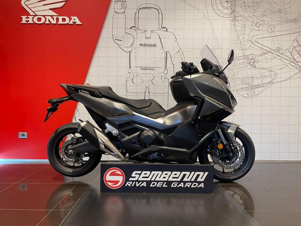 Honda Forza 750 (2025)