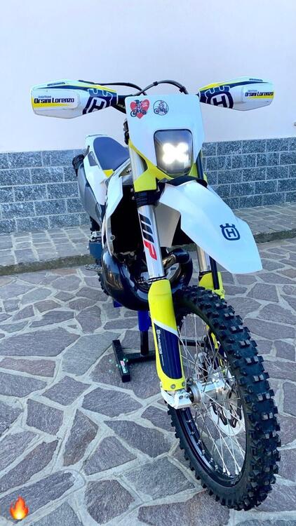 Husqvarna TE 300i (2021) (2)