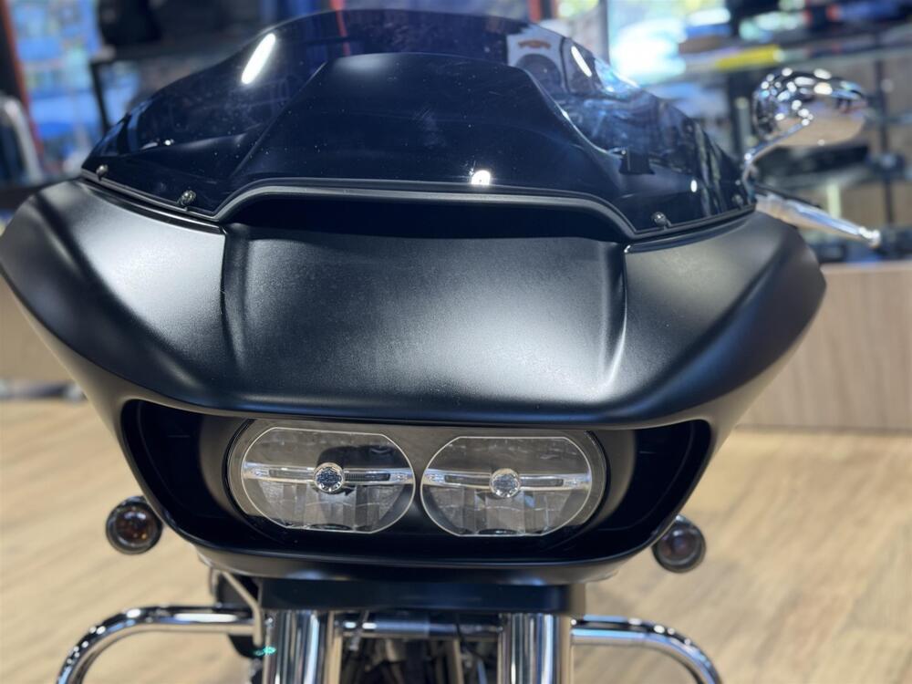 Harley-Davidson 107 Road Glide Special (2017 - 18) - FLTRXS (2)