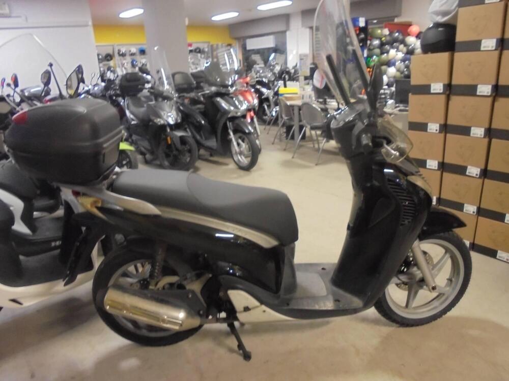 Honda SH 150 i (2009 - 12) (3)