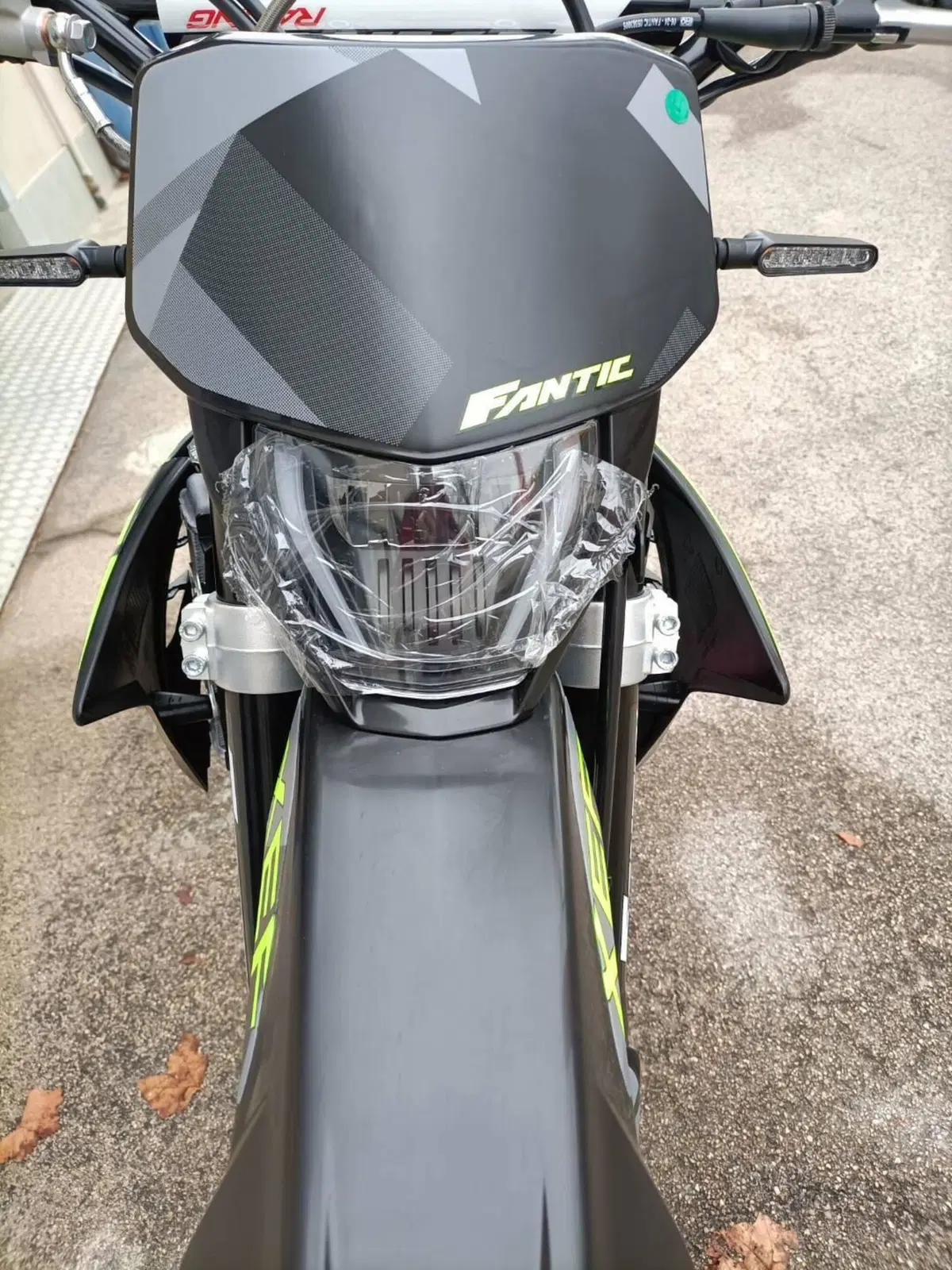 Fantic Motor XEF 125 Performance (2025 - 26) (7)