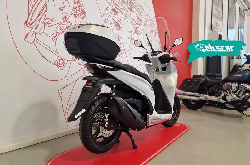 Honda SH 350i GT (2025 - 26) (4)
