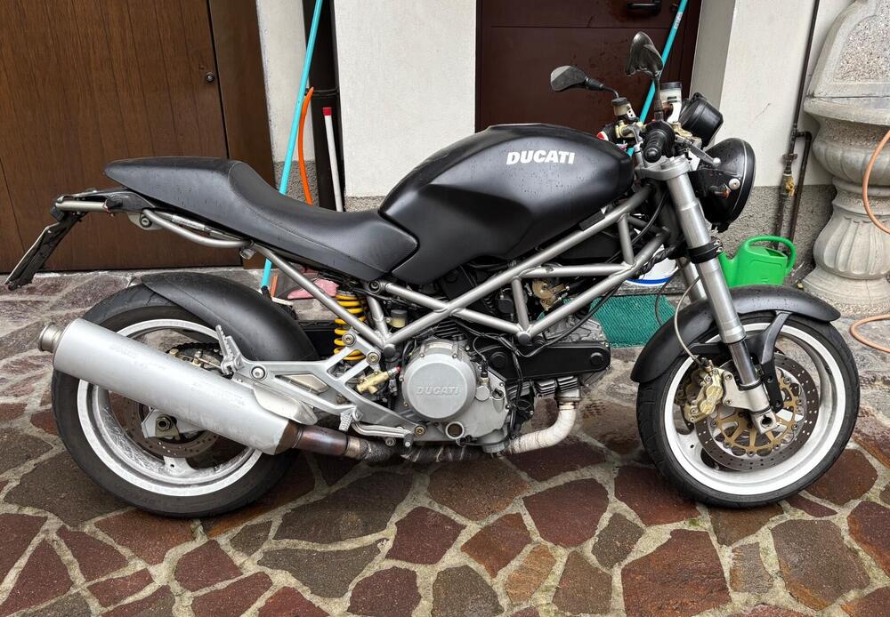 Ducati Monster 620 Dark (2003 - 06)