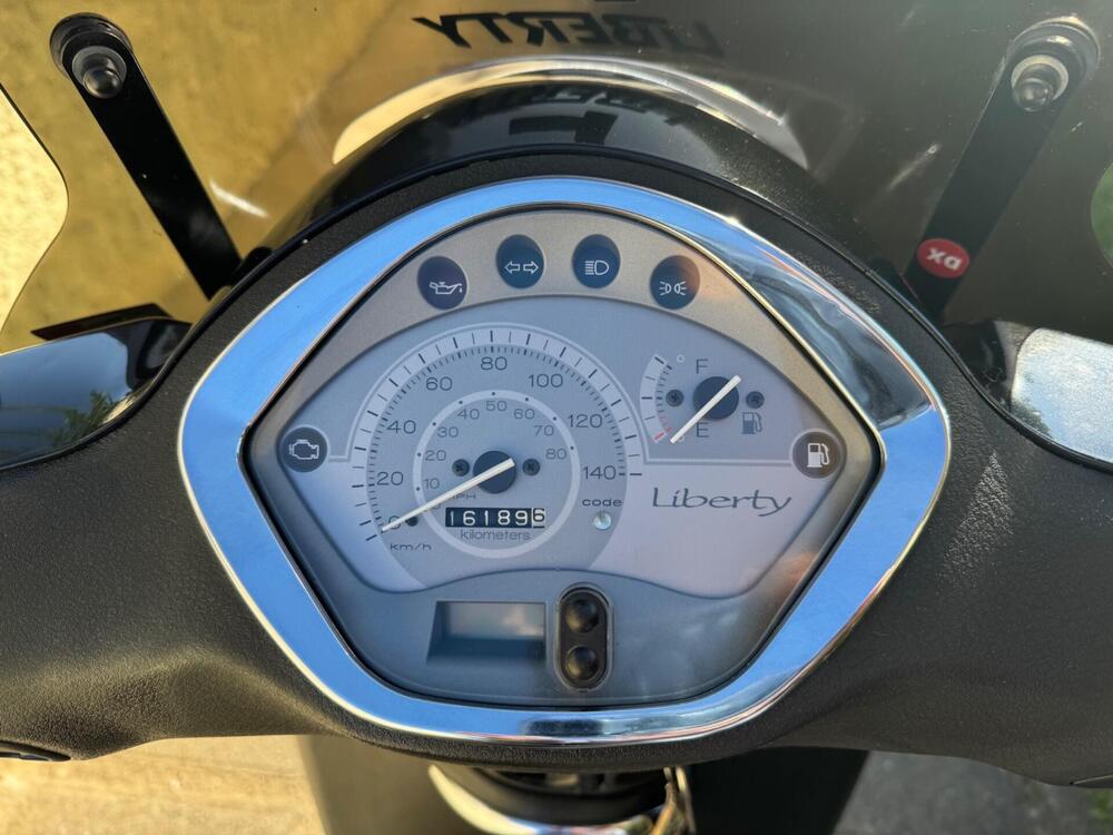 Piaggio Liberty 150 3V Full Optional (2013 - 15) (3)