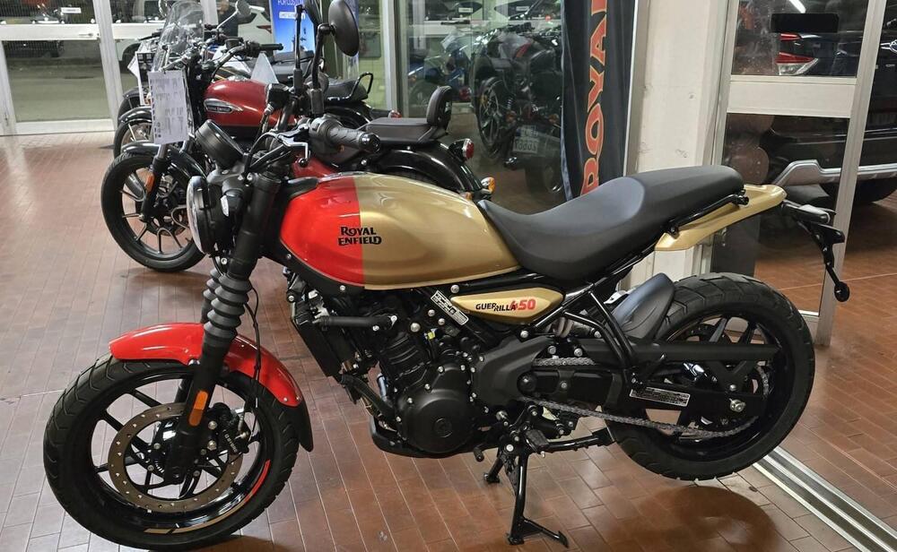 Royal Enfield Guerrilla 450 (2024 - 25)