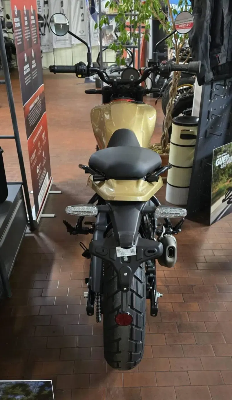 Royal Enfield Guerrilla 450 (2024 - 26) (10)