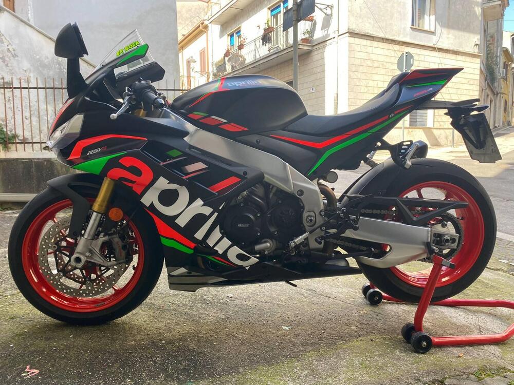 Aprilia RSV4 1100 (2021 - 24) (5)