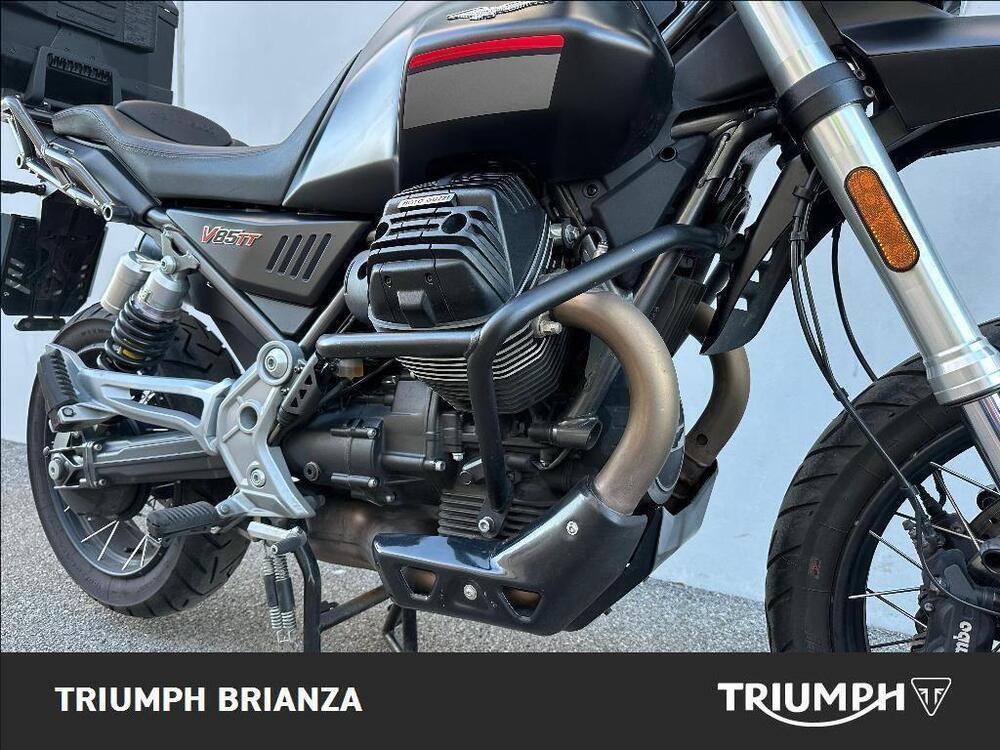 Moto Guzzi V85 TT (2021 - 23) (5)