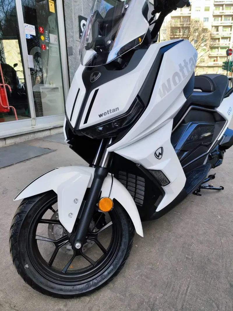 Wottan Motor GT2 125 (2025 - 26) (15)