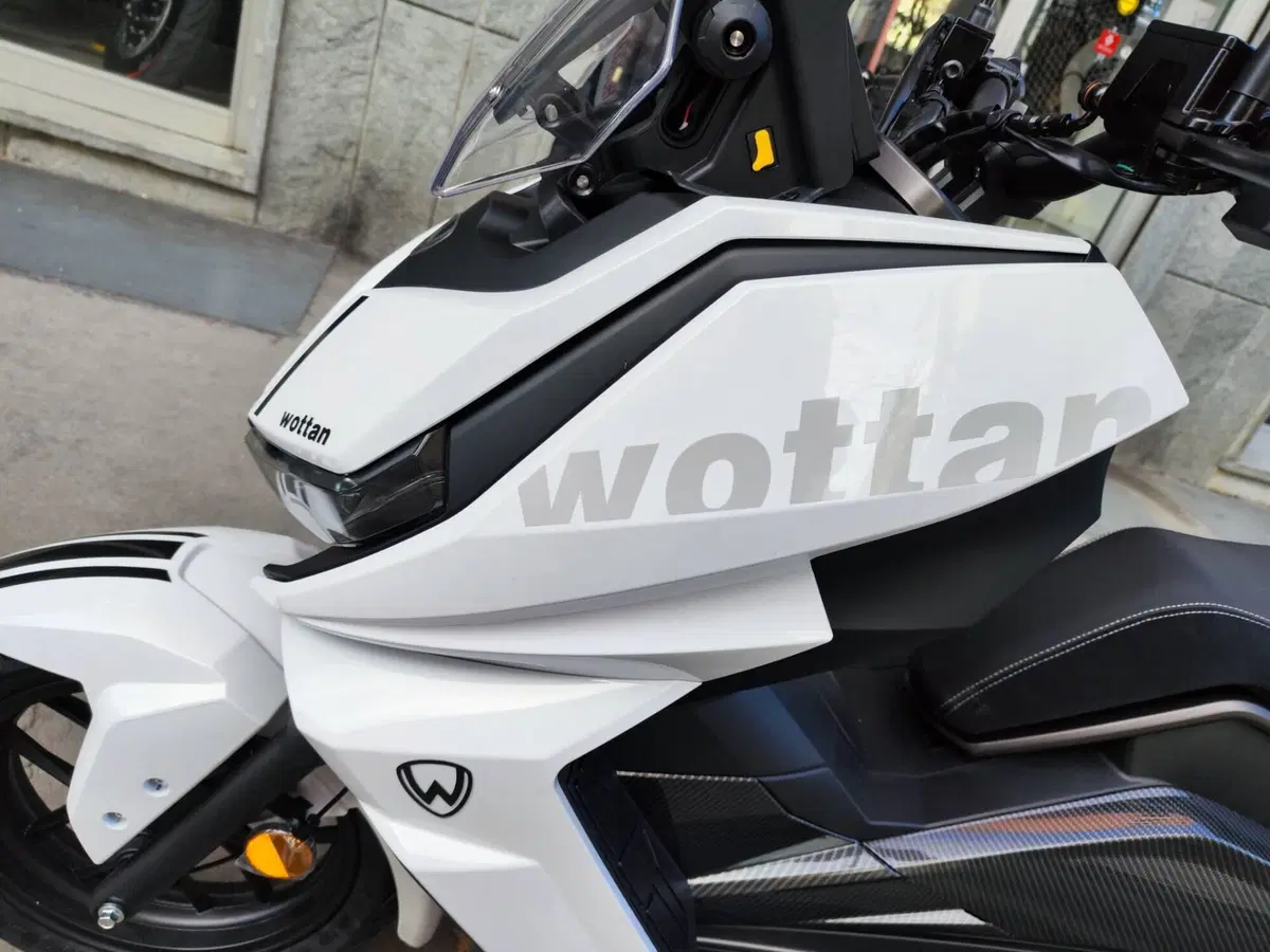 Wottan Motor GT2 125 (2025 - 26) (5)