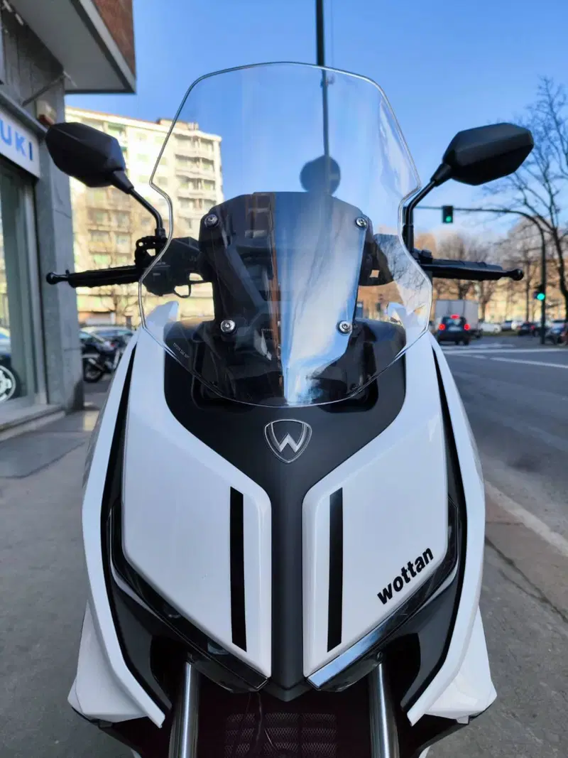 Wottan Motor GT2 300 (2025 - 26) (6)