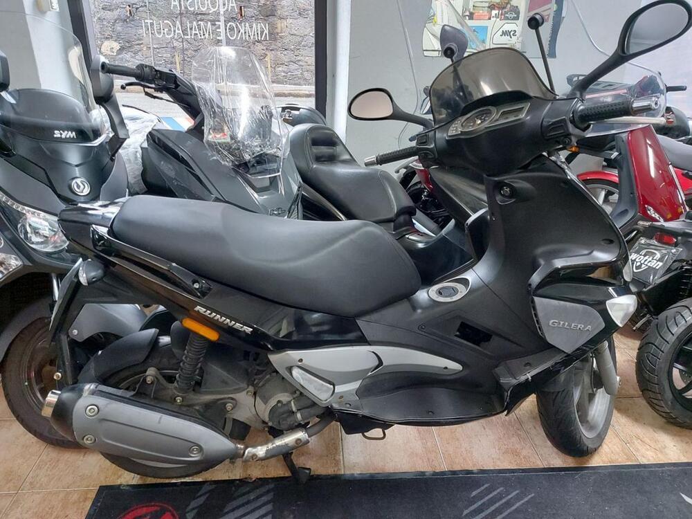 Gilera Runner 125 ST (2007 - 16) (4)