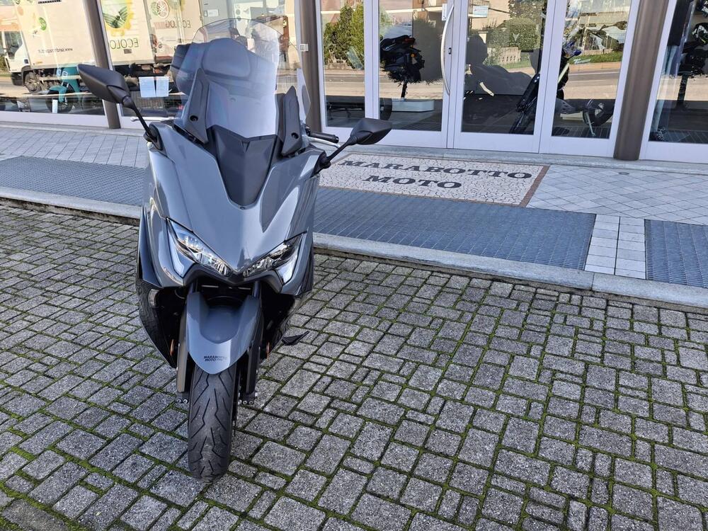 Yamaha T-Max 560 Tech Max (2022 - 24) (2)