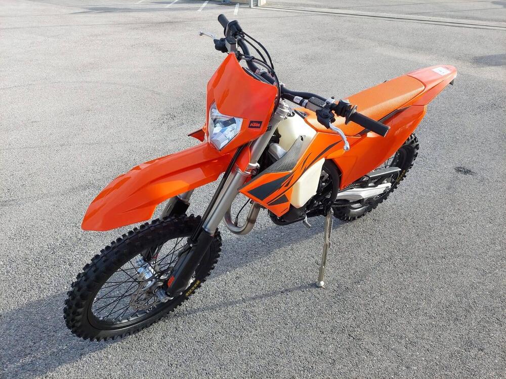 KTM 300 EXC (2025) (4)