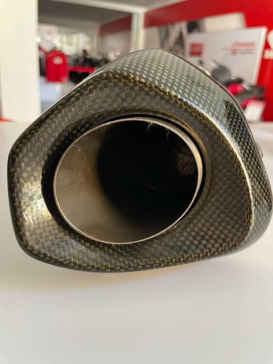 Scarico Slip On Akrapovic Honda Cb1000r Titanio (3)