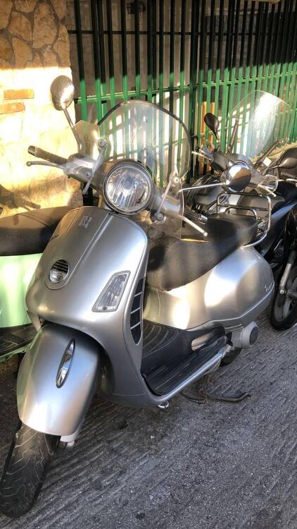 Vespa GTS 250 i.e. (4)