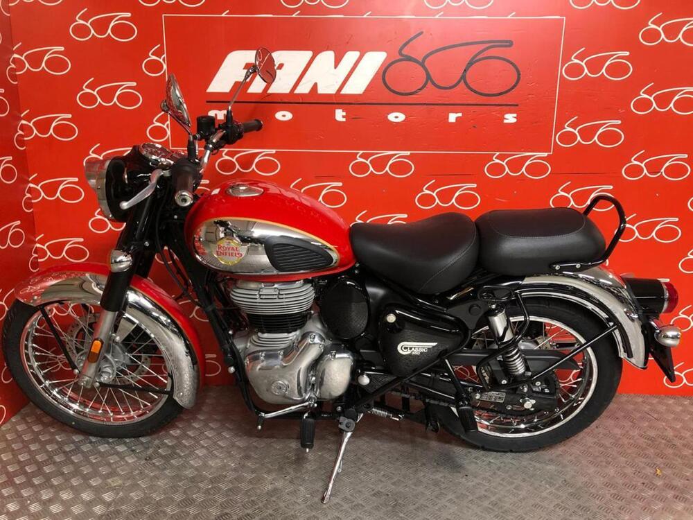 Royal Enfield Classic 350 (2021 - 25) (3)