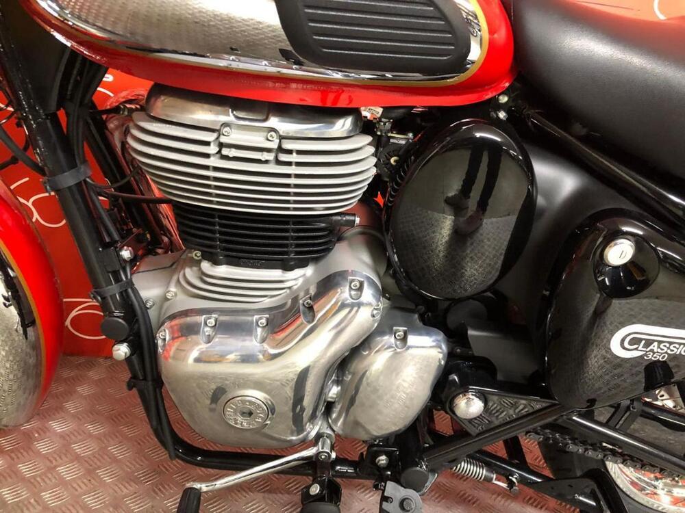 Royal Enfield Classic 350 (2021 - 25) (5)