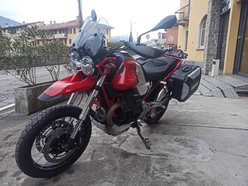 Moto Guzzi V85 TT (2021 - 23) (3)