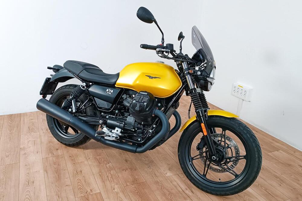 Moto Guzzi V7 850 Stone Special Abs (2021) (2)