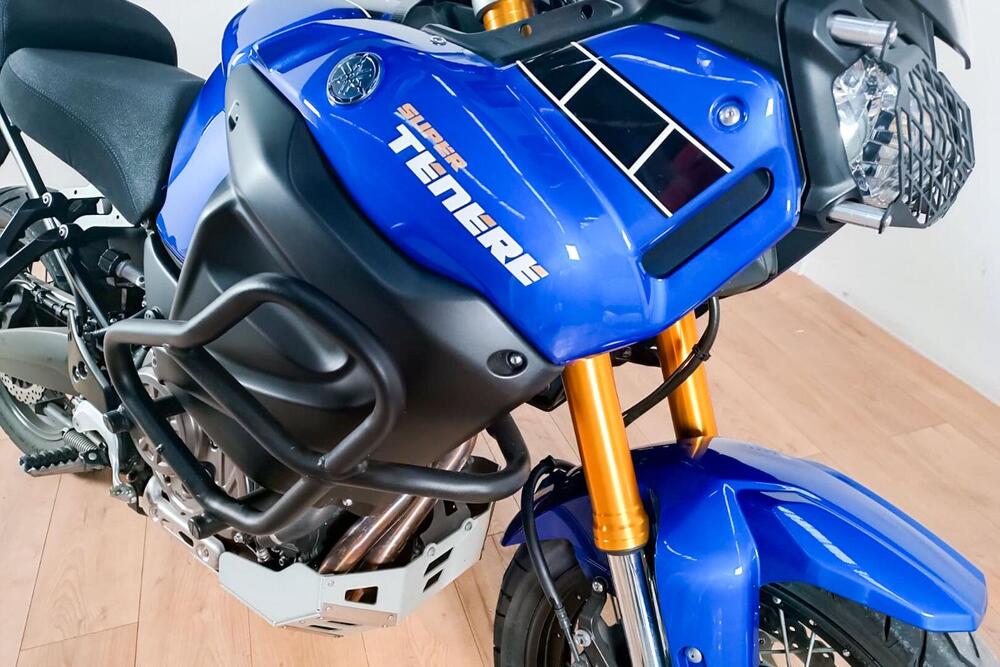 Yamaha XT1200Z Super Ténéré First Edition (2010 - 11) (5)