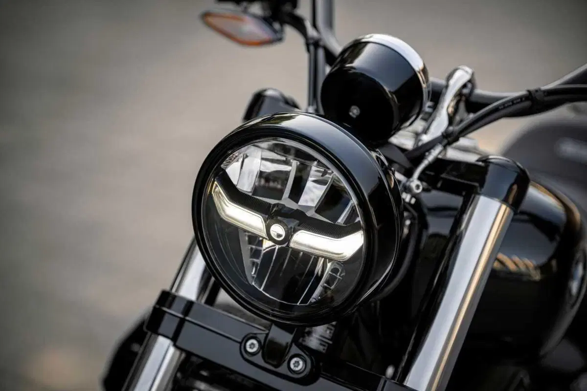 BMW R 18, come cambia la gamma cruiser bavarese per il 2025 (45)