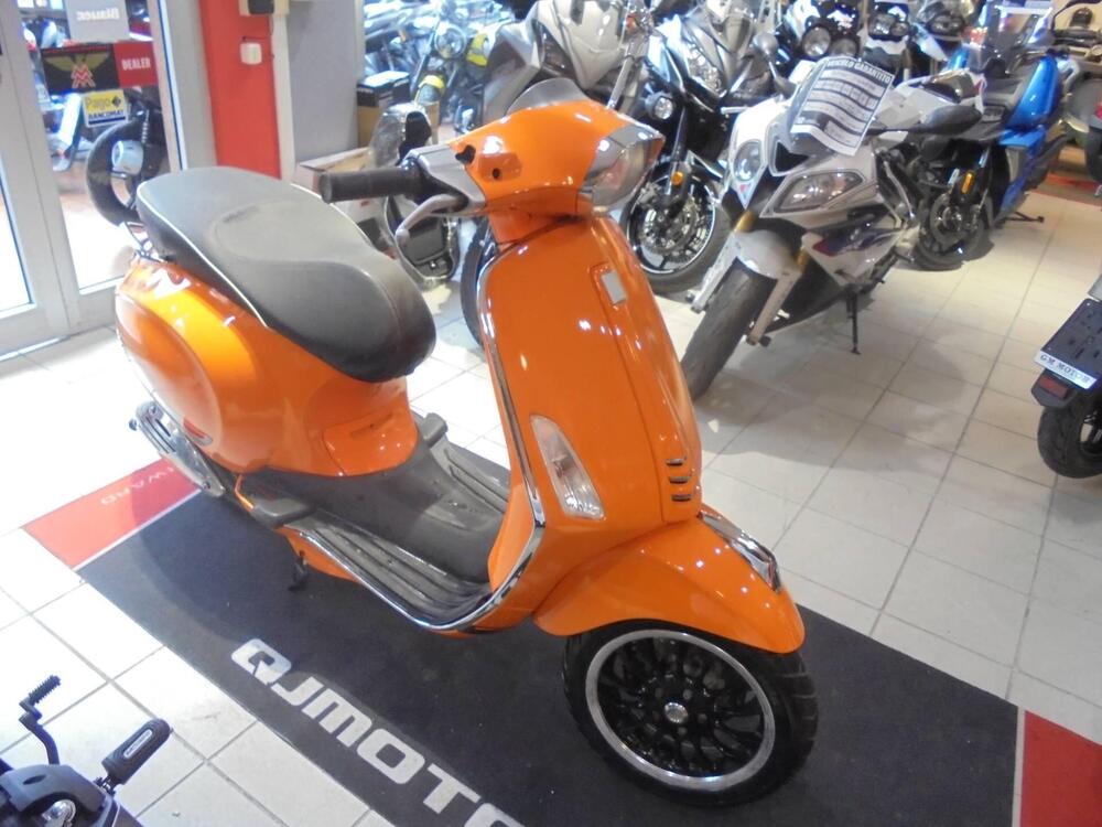 Vespa Primavera 50 2T (2014 - 17) (2)