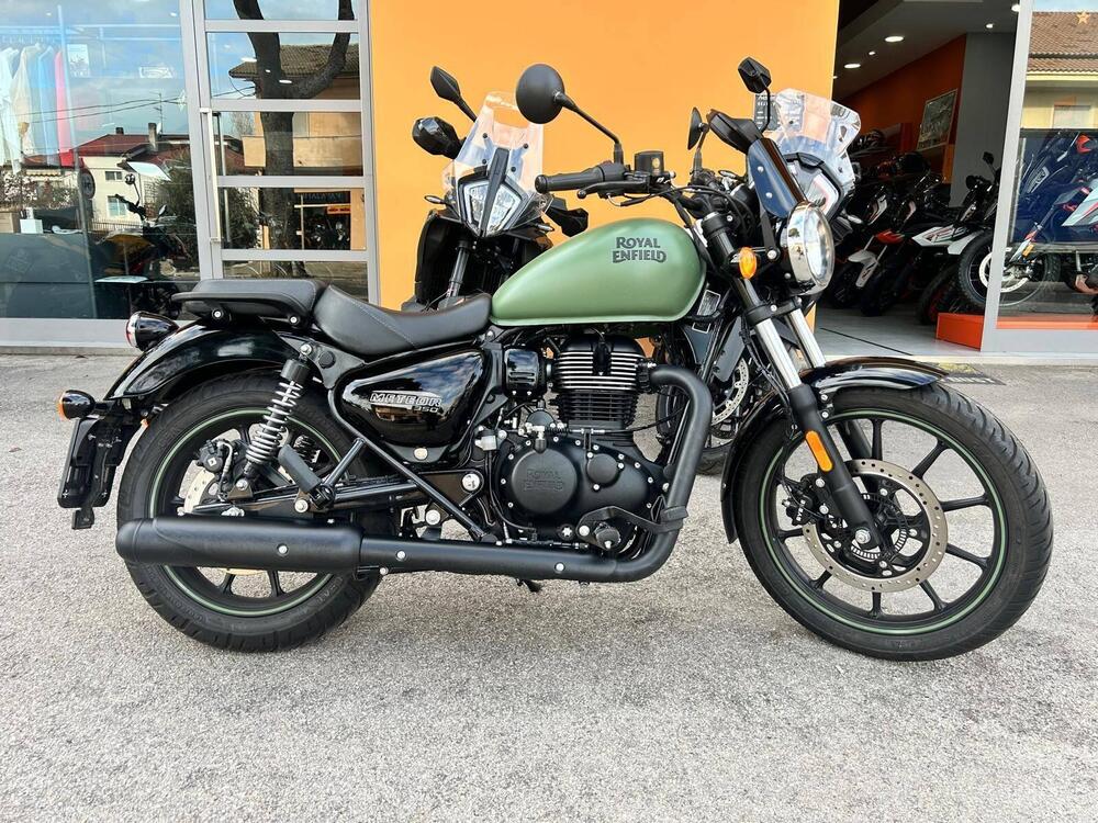 Royal Enfield Meteor 350 Fireball (2021 - 25)