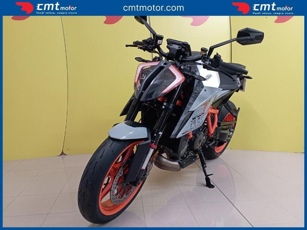 KTM 1290 Super Duke R (2022 - 23) (2)