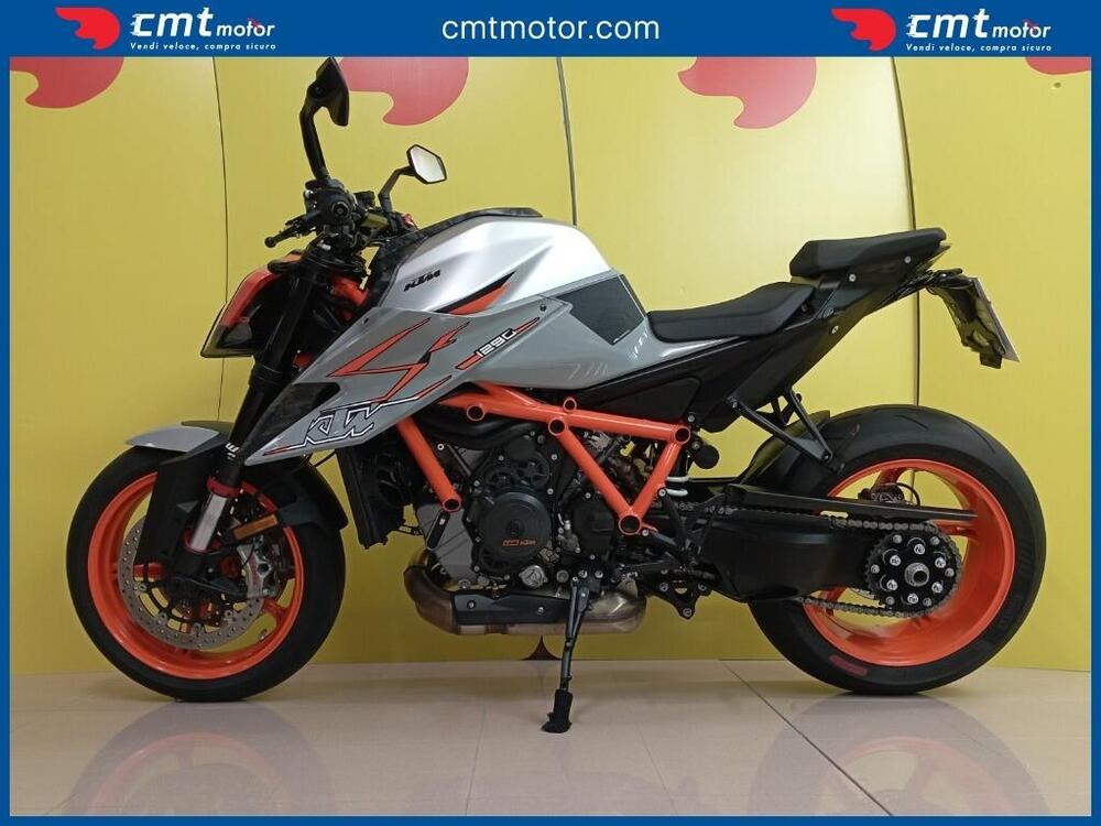 KTM 1290 Super Duke R (2022 - 23) (3)